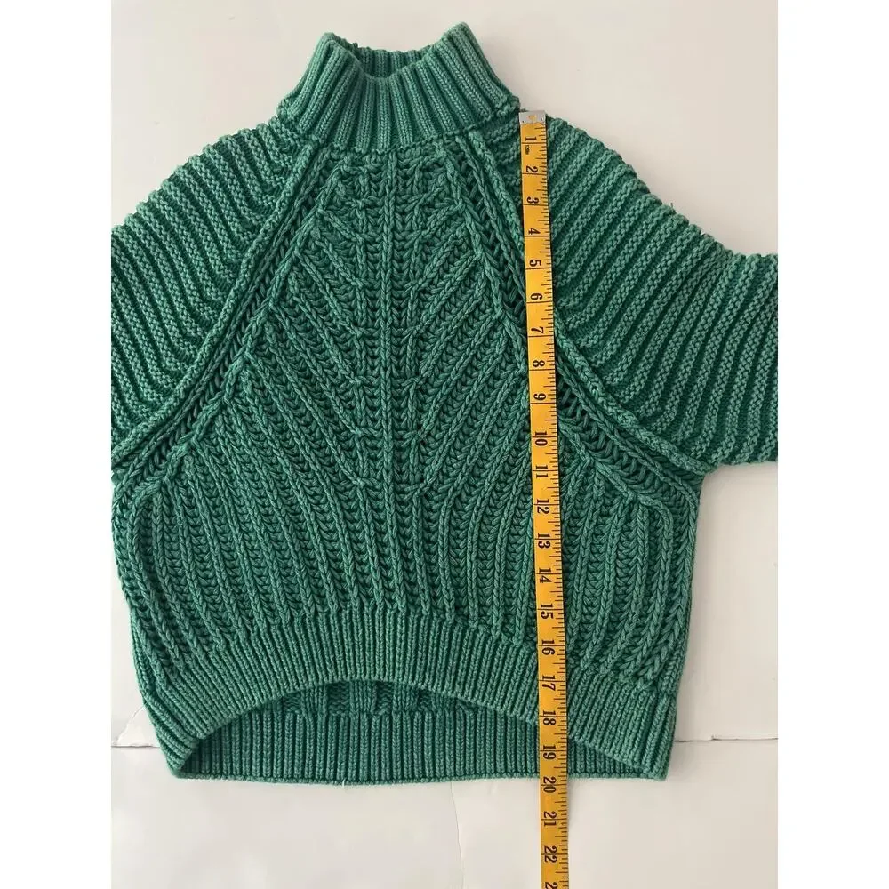 Free People Sweater Womens XS Green Cable Knit Mock Neck Cropped Cotton Raglan
